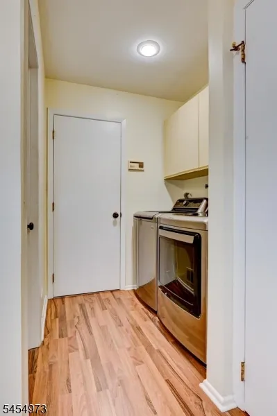 226 Crescenzi Ct West Orange, NJ 07052