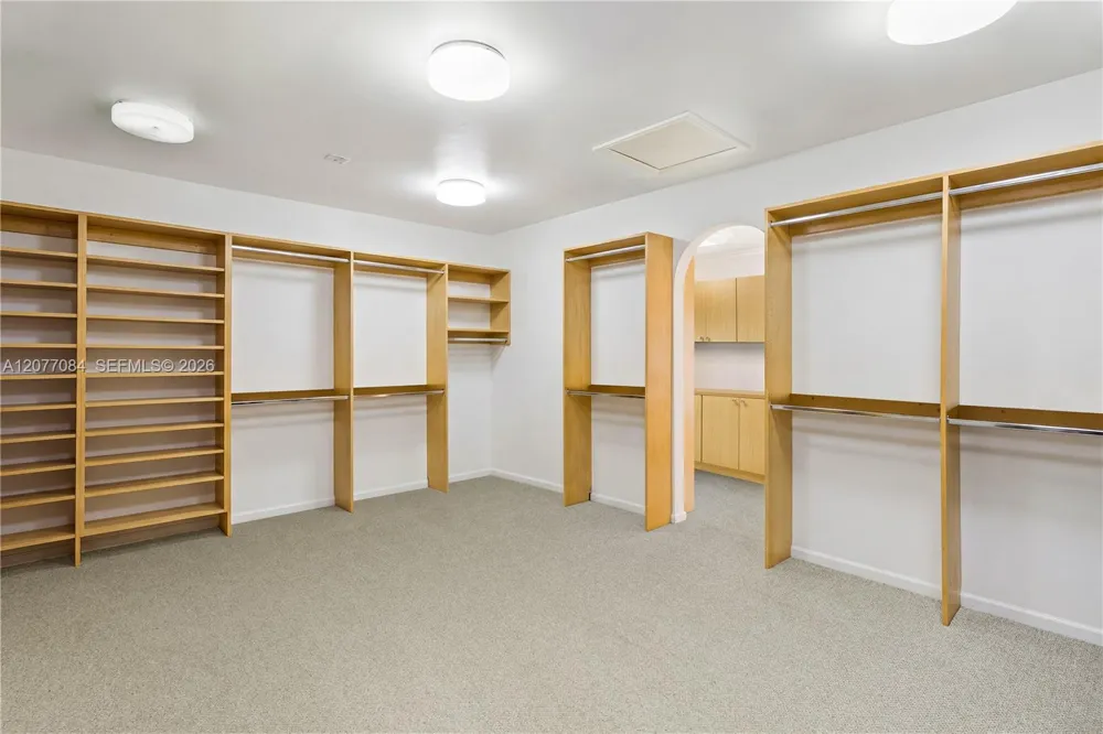 6600 SW 111th St Pinecrest, FL 33156