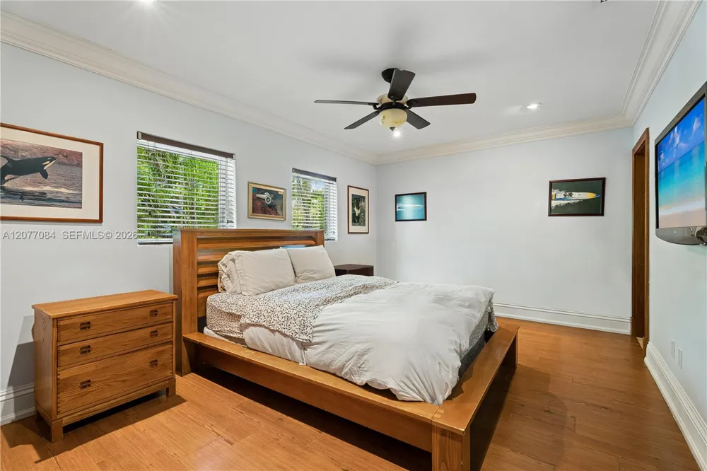 6600 SW 111th St Pinecrest, FL 33156