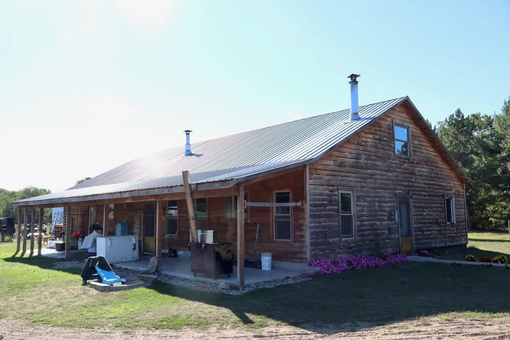 11276 Pine Grove Road NE Richland Township, MI 48891