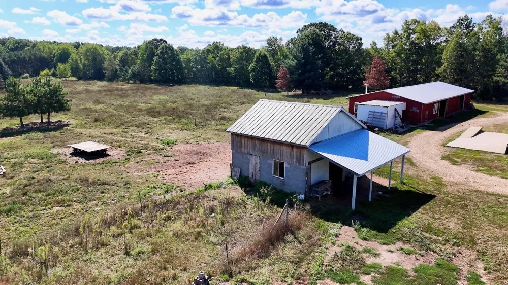 11276 Pine Grove Road NE Richland Township, MI 48891