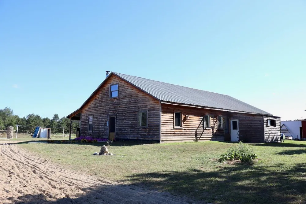 11276 Pine Grove Road NE Richland Township, MI 48891