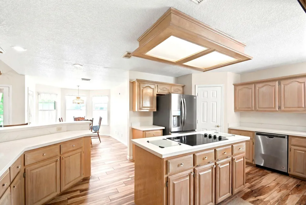 2203 Shouse Road Santa Fe, TX 77510