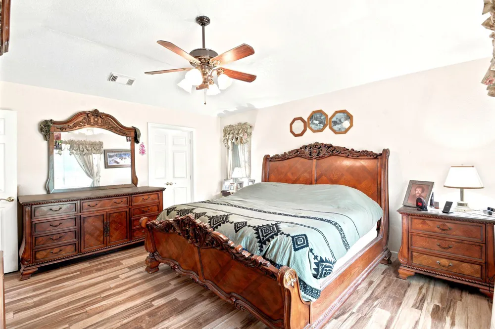 2203 Shouse Road Santa Fe, TX 77510