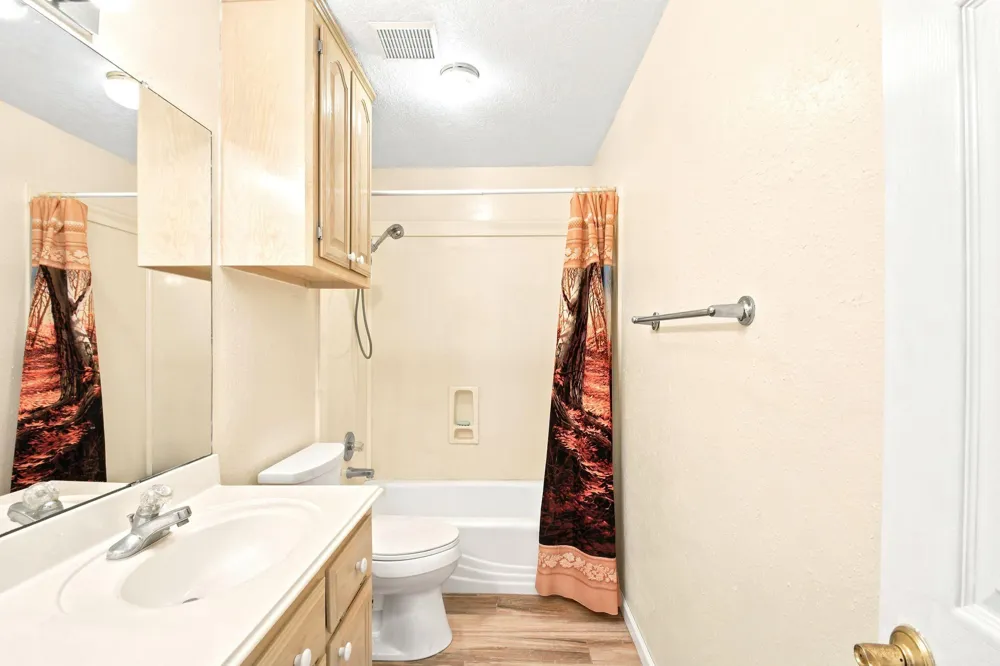 2203 Shouse Road Santa Fe, TX 77510