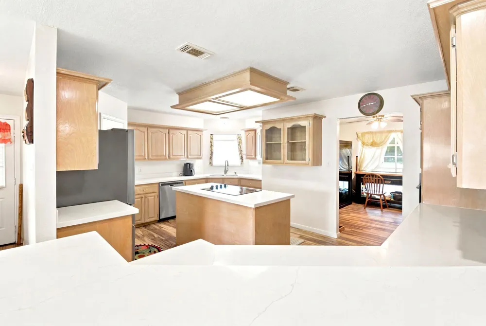 2203 Shouse Road Santa Fe, TX 77510
