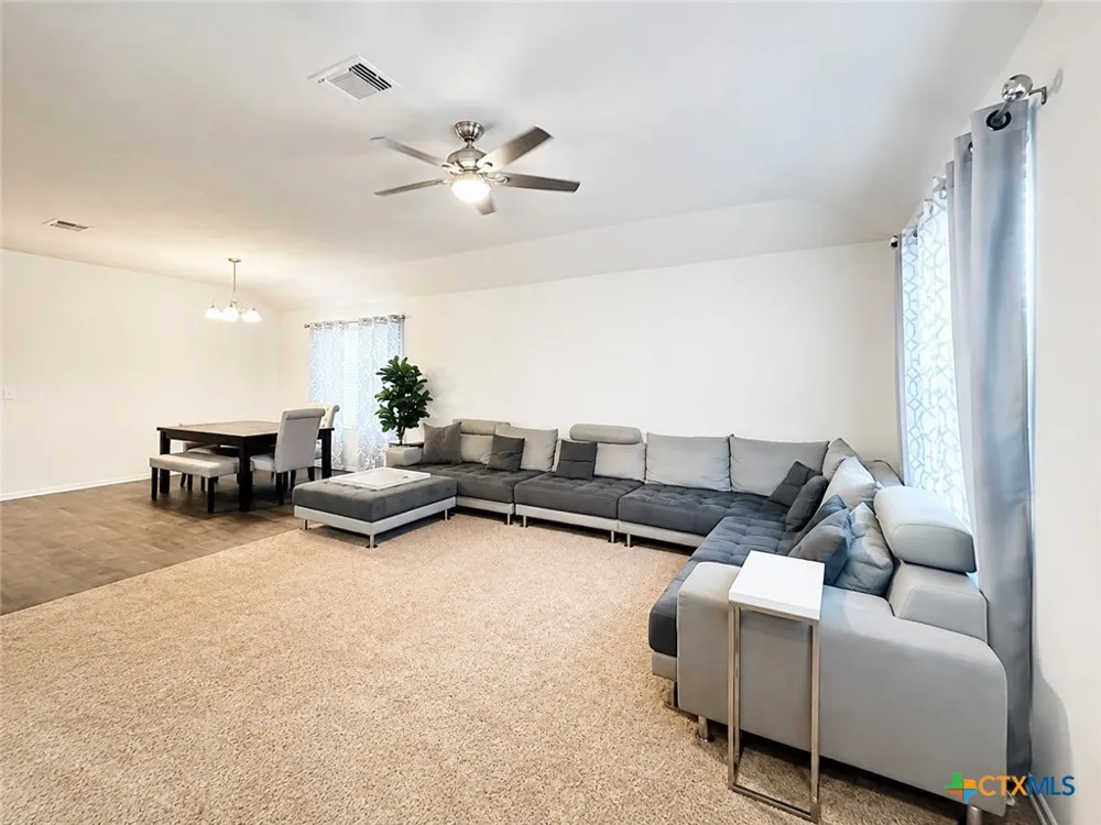 15304 Harkness Pass Austin, TX 78725