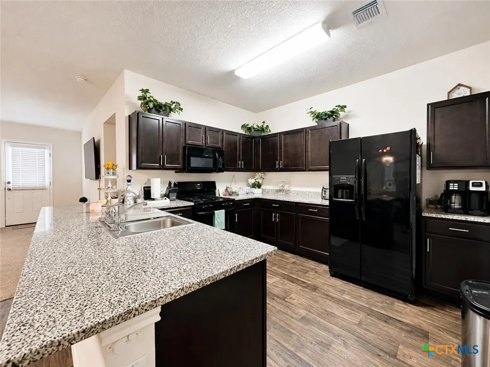 15304 Harkness Pass Austin, TX 78725