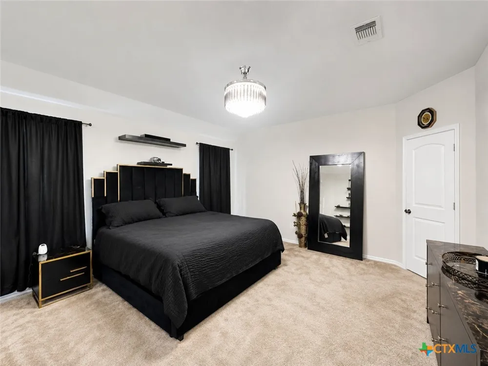 15304 Harkness Pass Austin, TX 78725