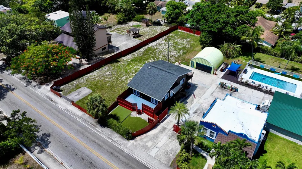 907 A STREET 
