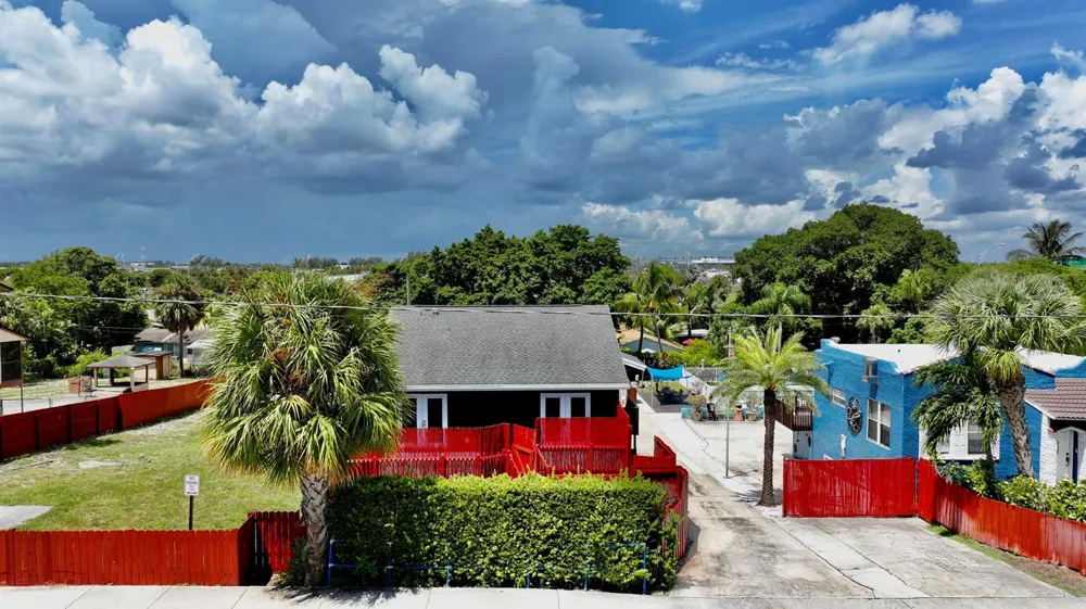 907 A STREET 