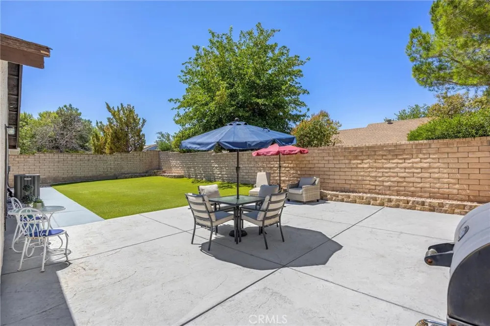 43039 Cromley Court Lancaster, CA 93534
