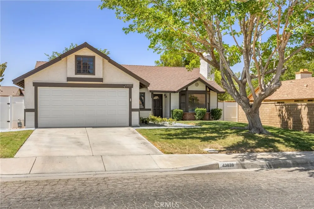 43039 Cromley Court Lancaster, CA 93534
