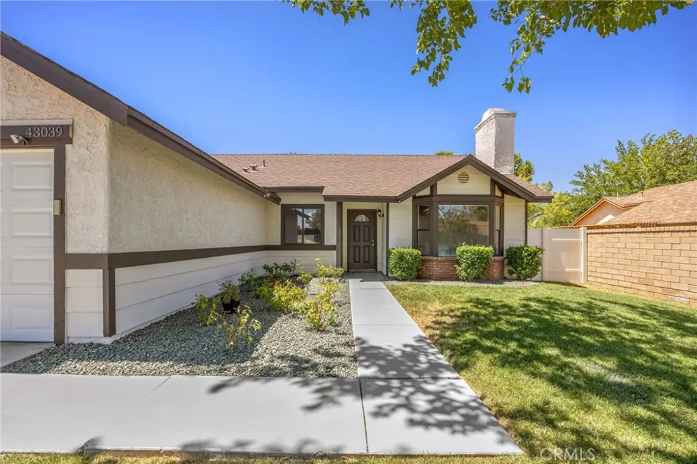 43039 Cromley Court Lancaster, CA 93534