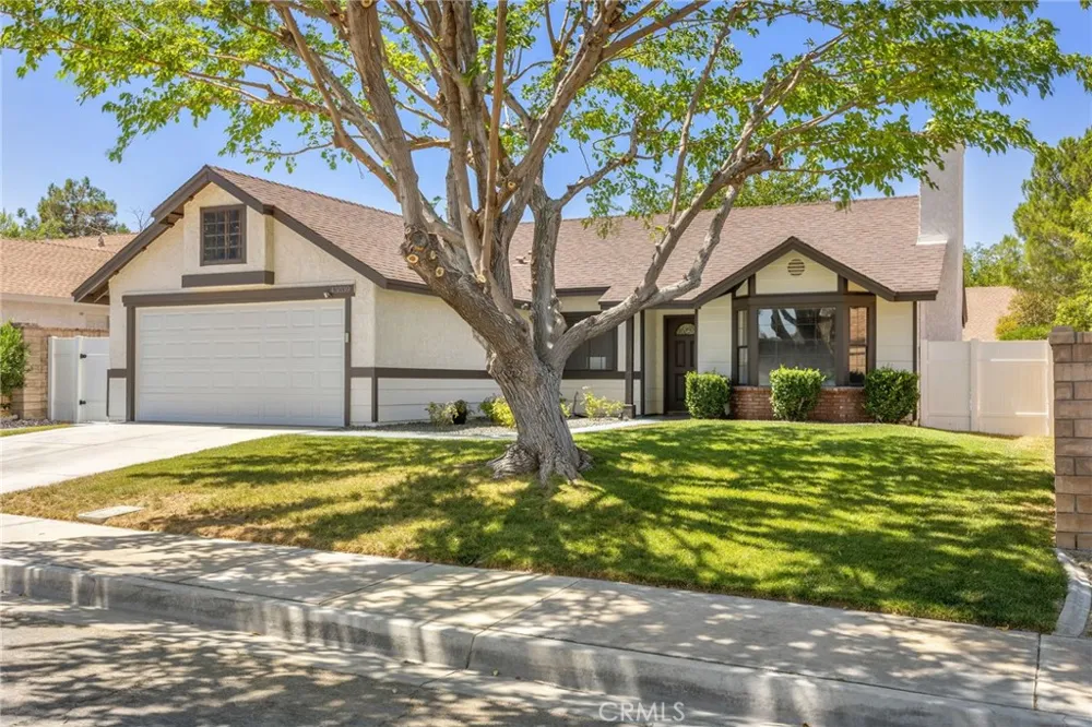 43039 Cromley Court Lancaster, CA 93534