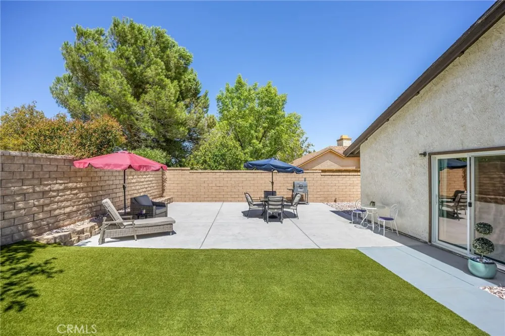 43039 Cromley Court Lancaster, CA 93534