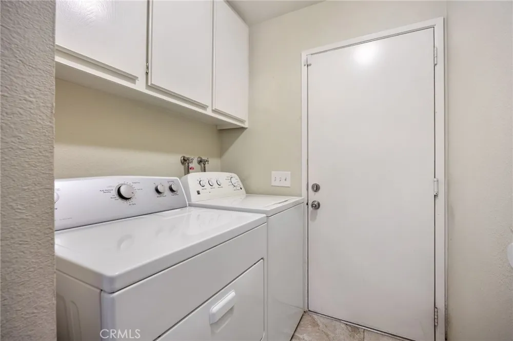 43039 Cromley Court Lancaster, CA 93534