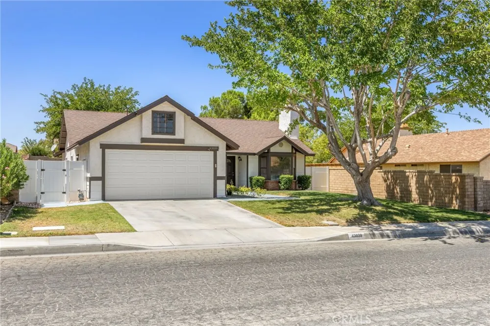 43039 Cromley Court Lancaster, CA 93534