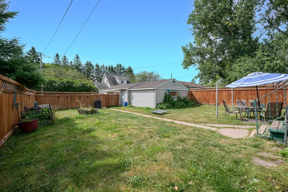 718 Broadway Street Superior, WI 54880