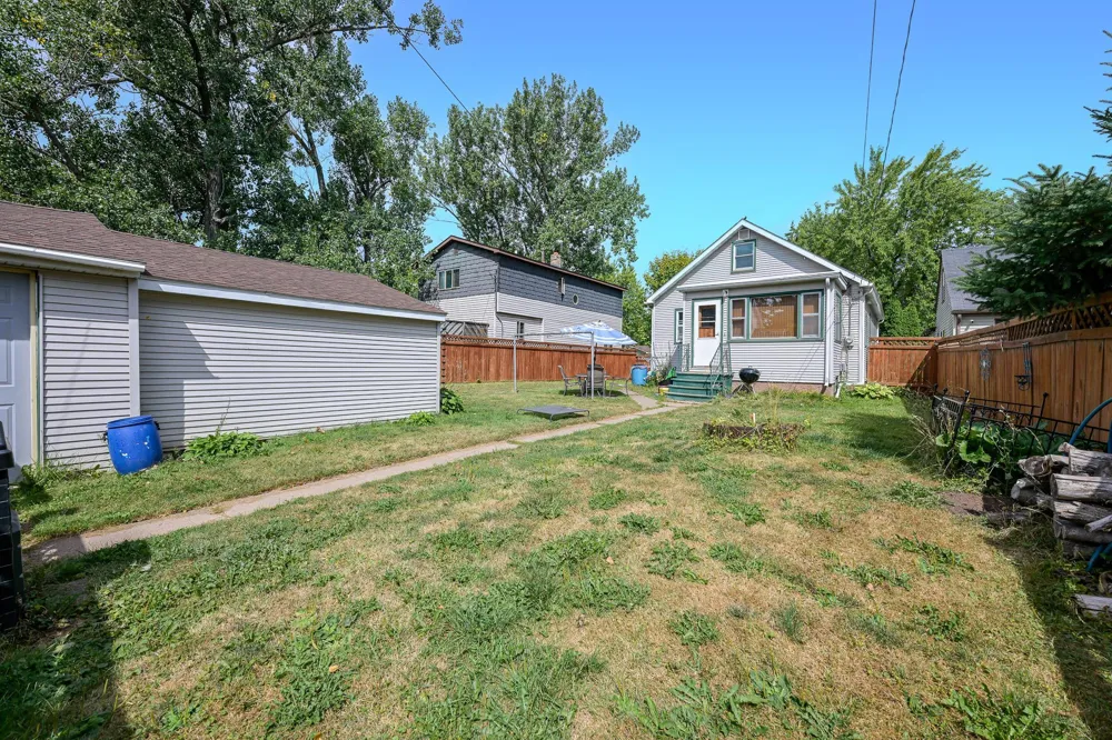 718 Broadway Street Superior, WI 54880