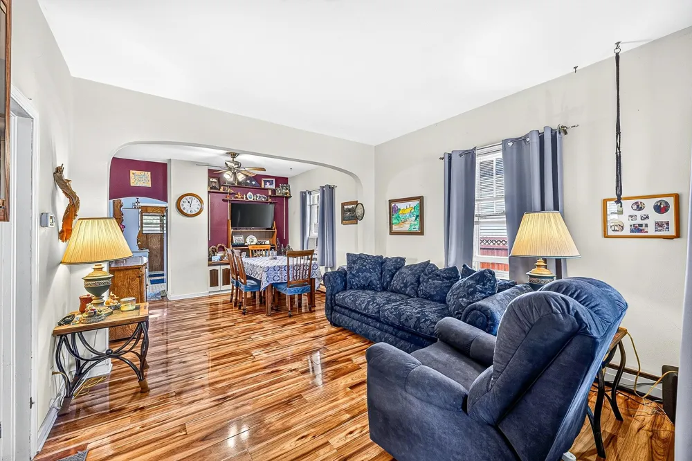 718 Broadway Street Superior, WI 54880
