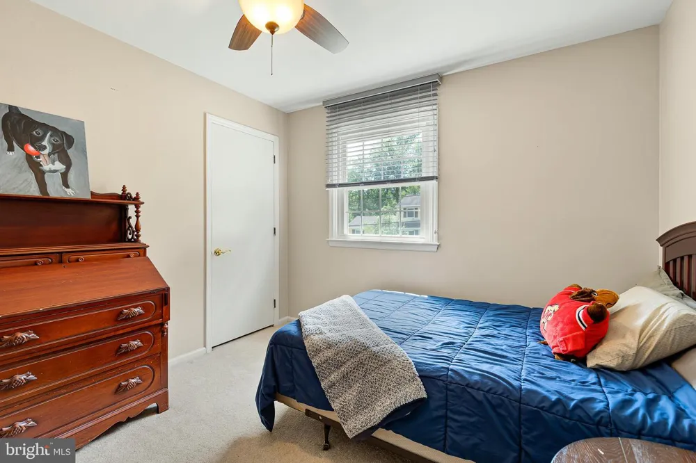 805 ROCK LANE Newark, DE 19713