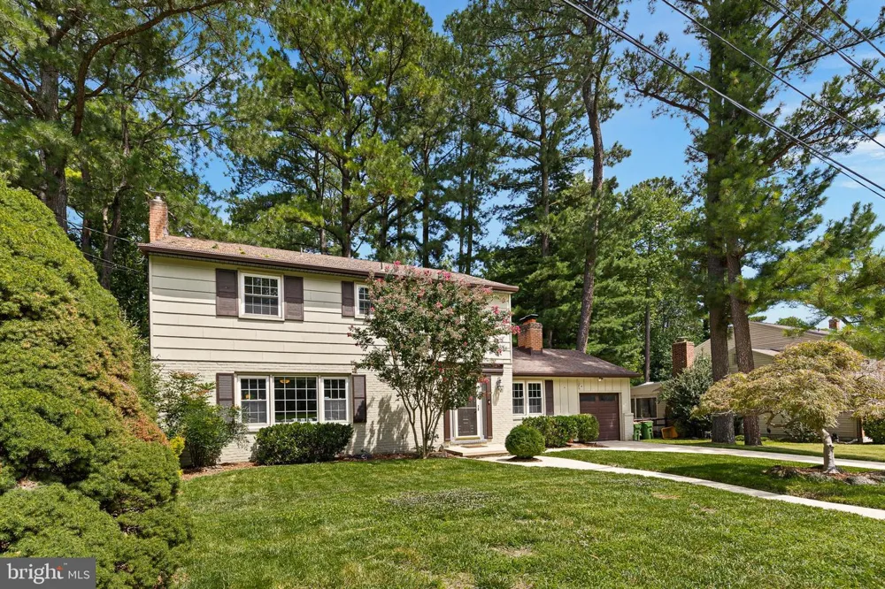 805 ROCK LANE Newark, DE 19713
