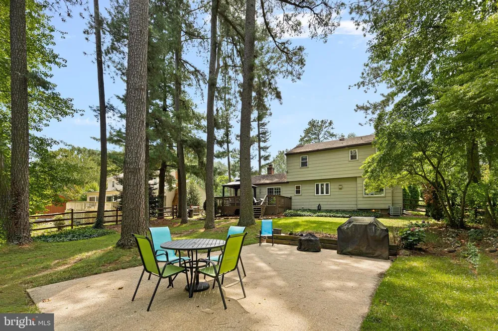 805 ROCK LANE Newark, DE 19713