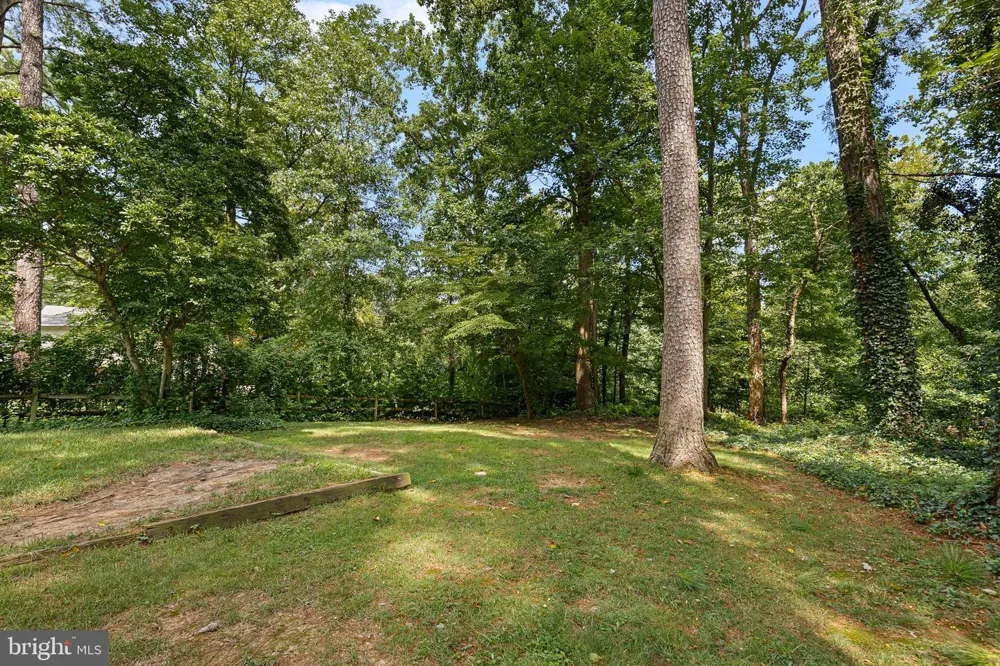 805 ROCK LANE Newark, DE 19713