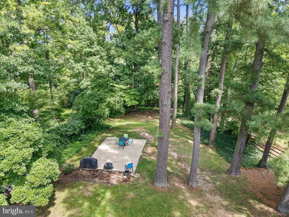 805 ROCK LANE Newark, DE 19713