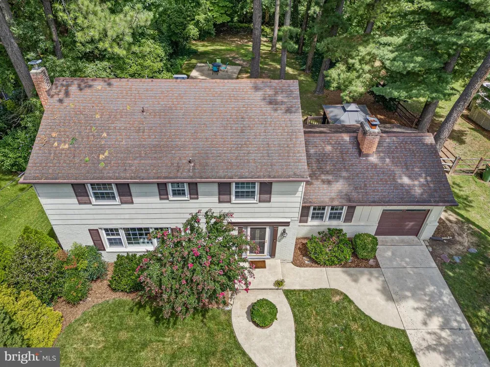 805 ROCK LANE Newark, DE 19713