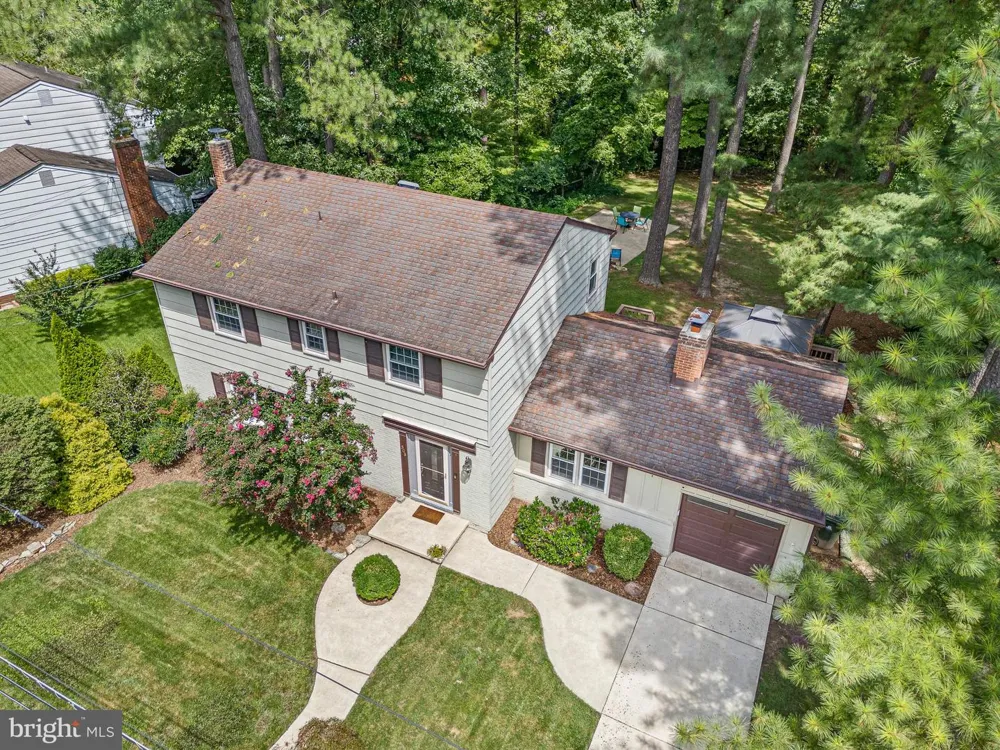 805 ROCK LANE Newark, DE 19713