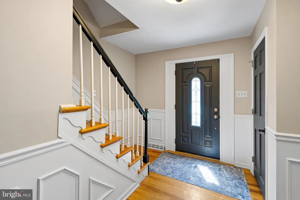 805 ROCK LANE Newark, DE 19713