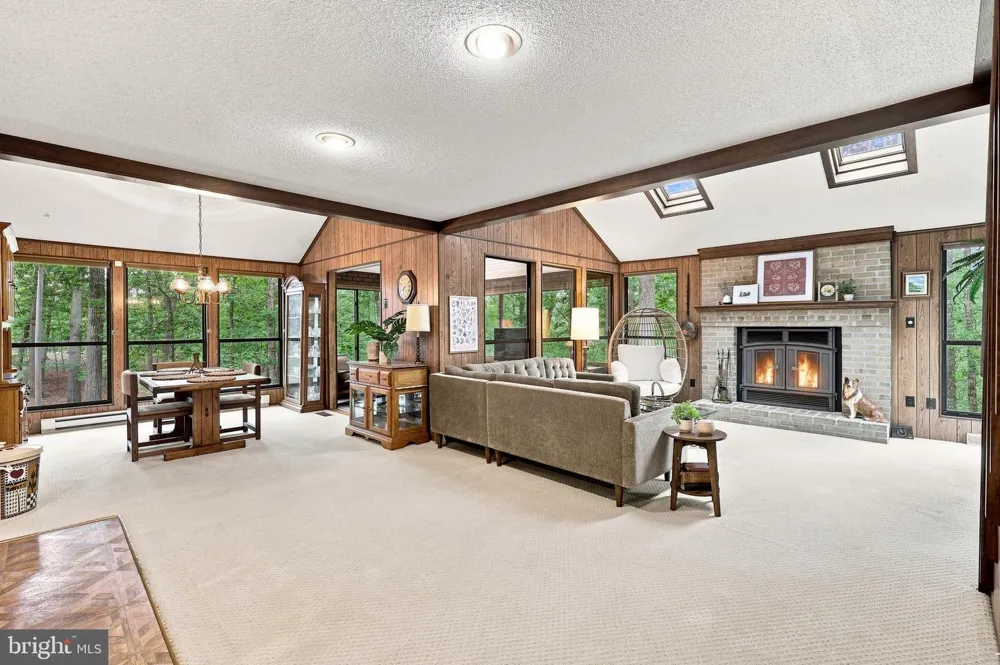 22 LISKEY LANE Hedgesville, WV 25427