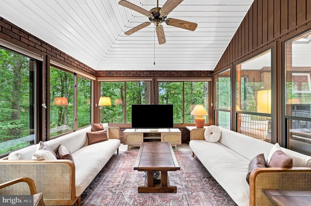 22 LISKEY LANE Hedgesville, WV 25427