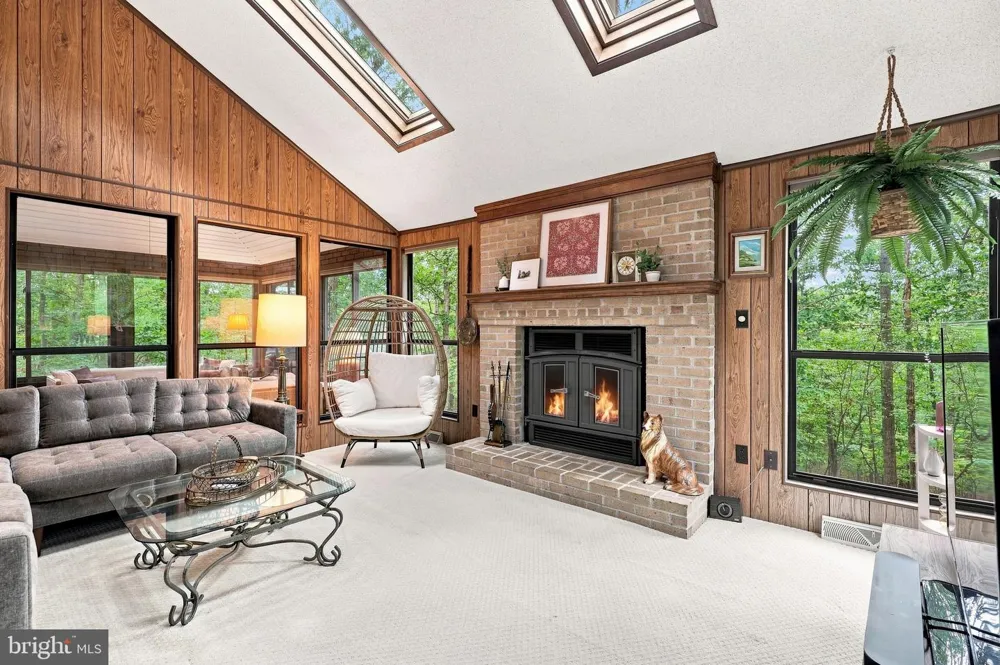 22 LISKEY LANE Hedgesville, WV 25427