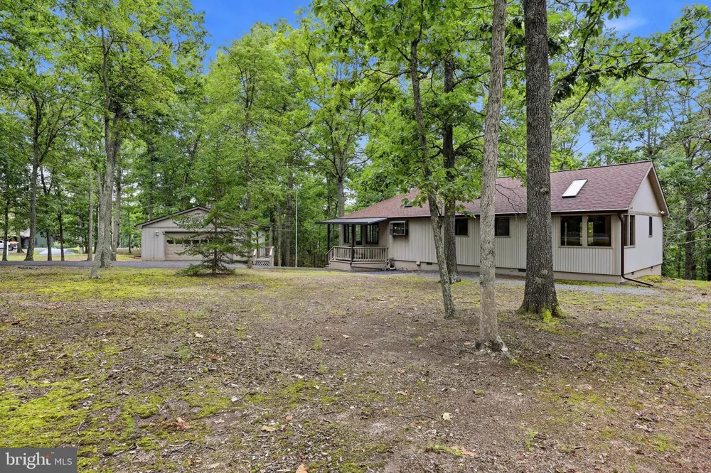 22 LISKEY LANE Hedgesville, WV 25427