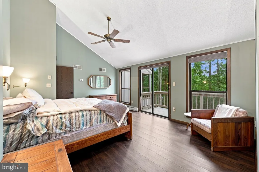 22 LISKEY LANE Hedgesville, WV 25427