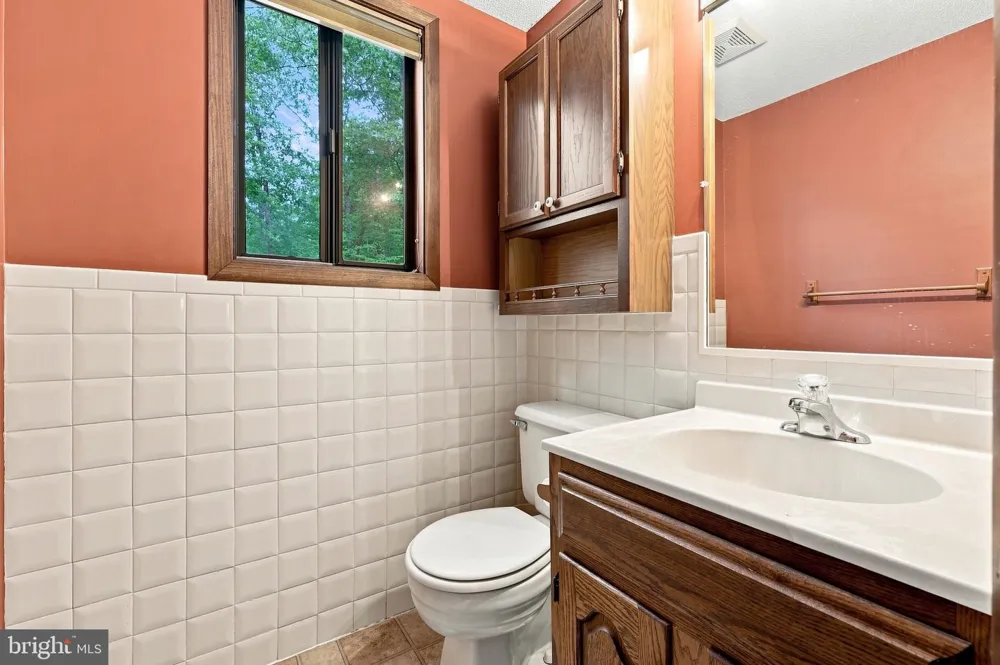 22 LISKEY LANE Hedgesville, WV 25427