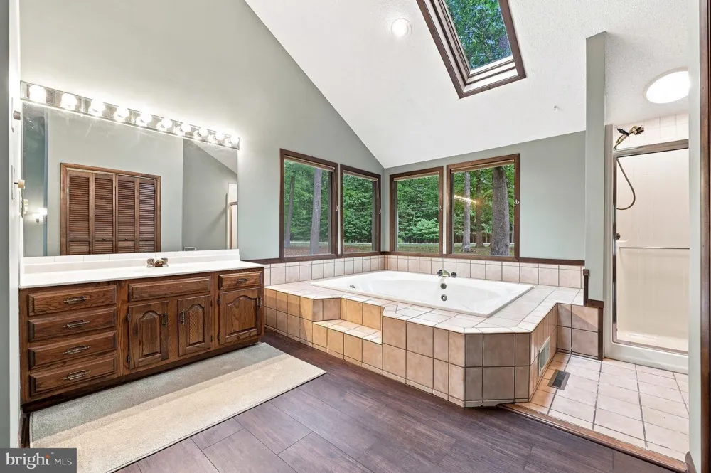 22 LISKEY LANE Hedgesville, WV 25427