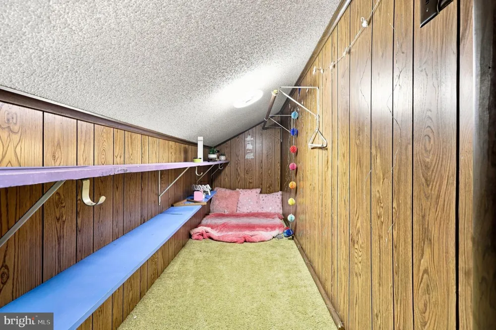 22 LISKEY LANE Hedgesville, WV 25427