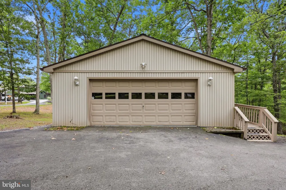 22 LISKEY LANE Hedgesville, WV 25427