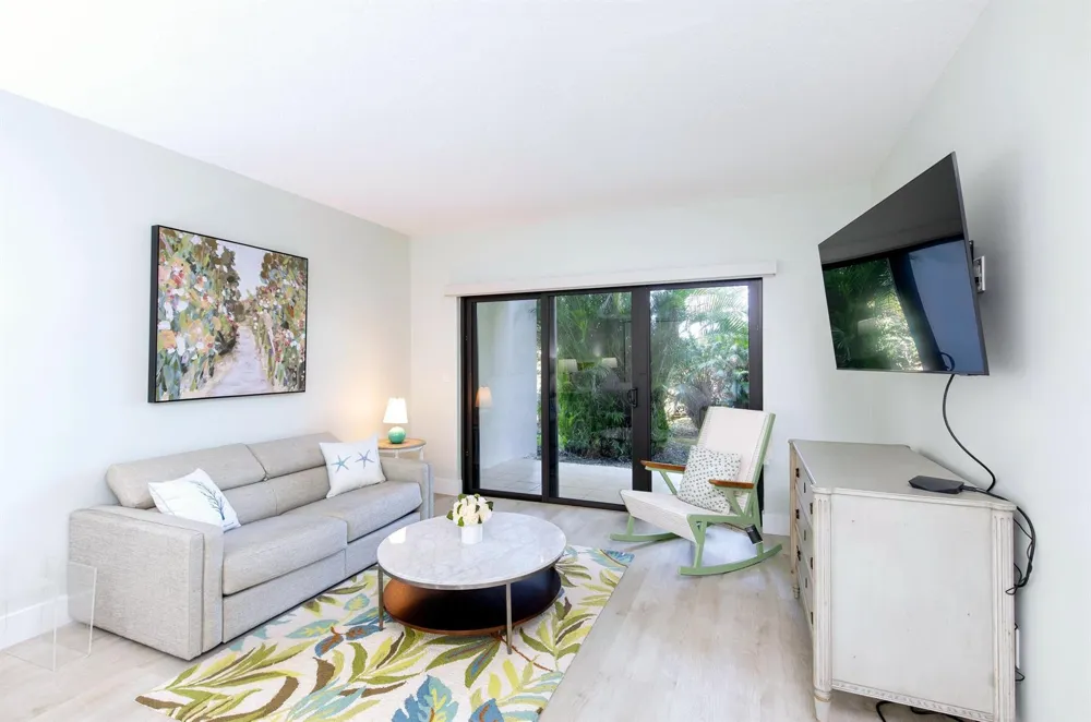 11267 Pond View B102 Drive #B102 Wellington, FL 33414