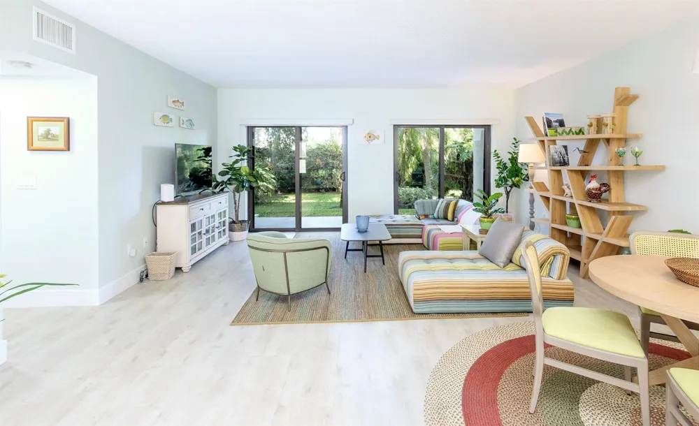 11267 Pond View B102 Drive #B102 Wellington, FL 33414