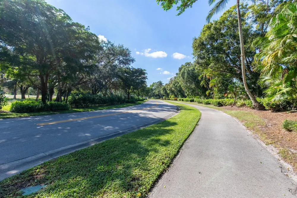 11267 Pond View B102 Drive #B102 Wellington, FL 33414