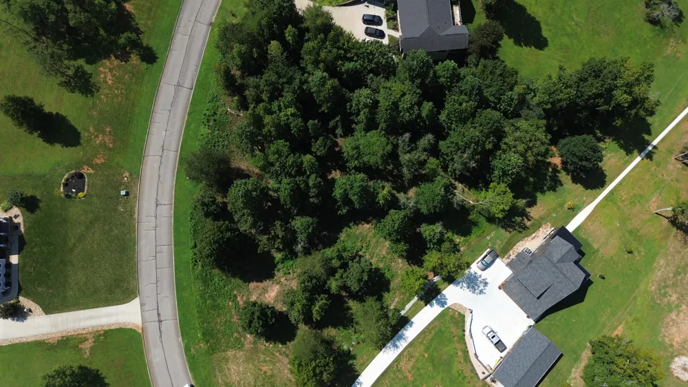 1 Serenity Dr Harriman, TN 37748