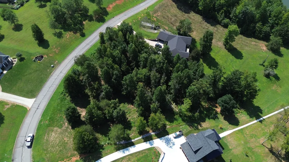 1 Serenity Dr Harriman, TN 37748