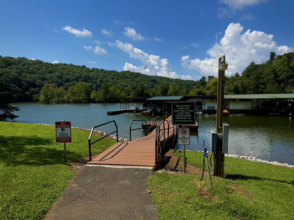 1 Serenity Dr Harriman, TN 37748