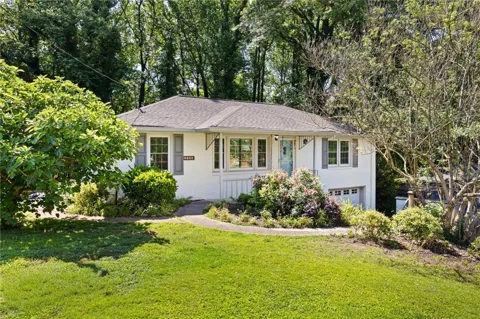 3366 Woodview Drive SE