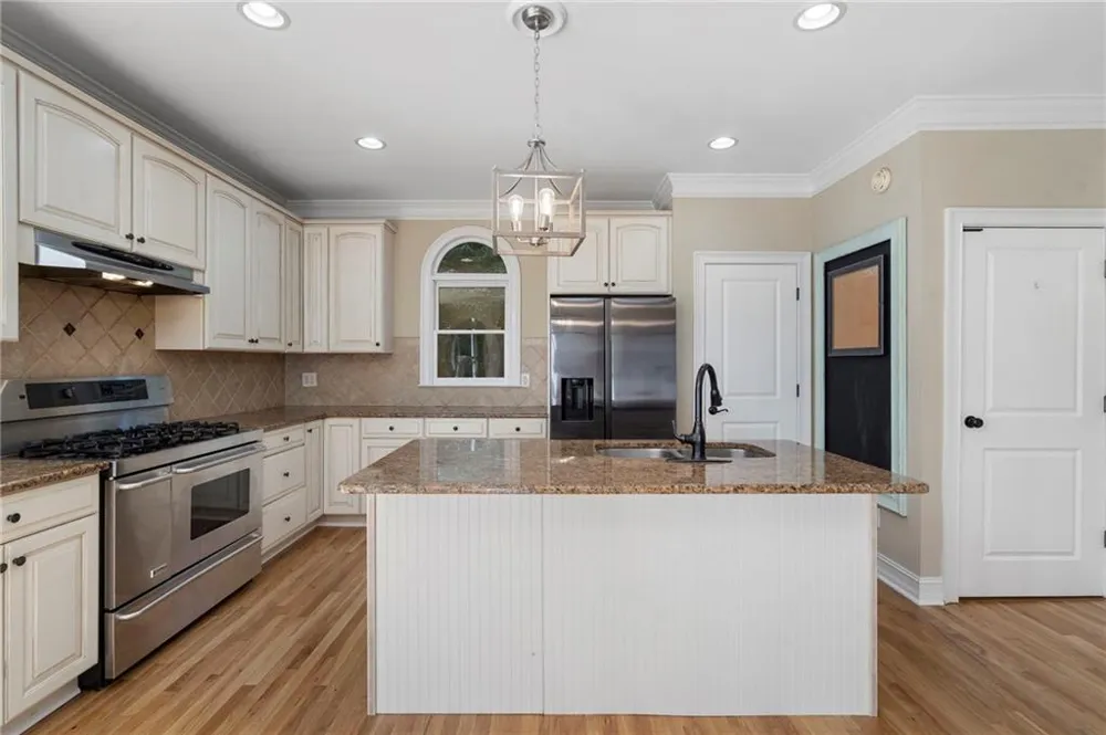 405 Island Cove Drive Newnan, GA 30263